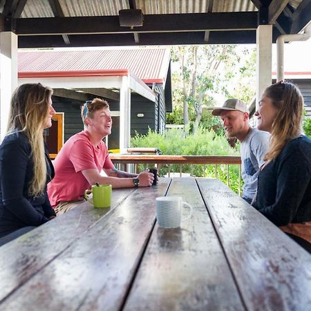 Margaret River Backpackers Yha Hostel Bagian luar foto