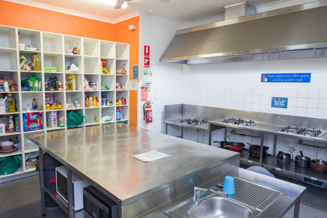 Margaret River Backpackers Yha Hostel Bagian luar foto