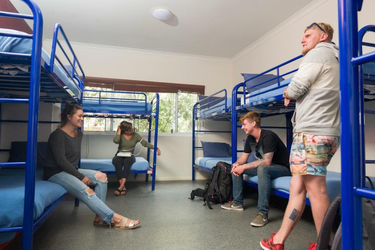 Margaret River Backpackers Yha Hostel Bagian luar foto