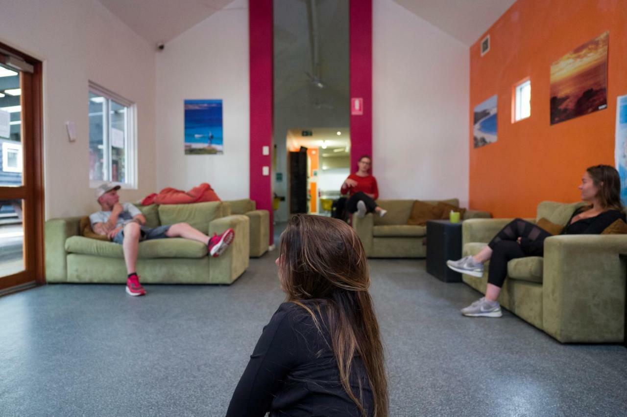 Margaret River Backpackers Yha Hostel Bagian luar foto